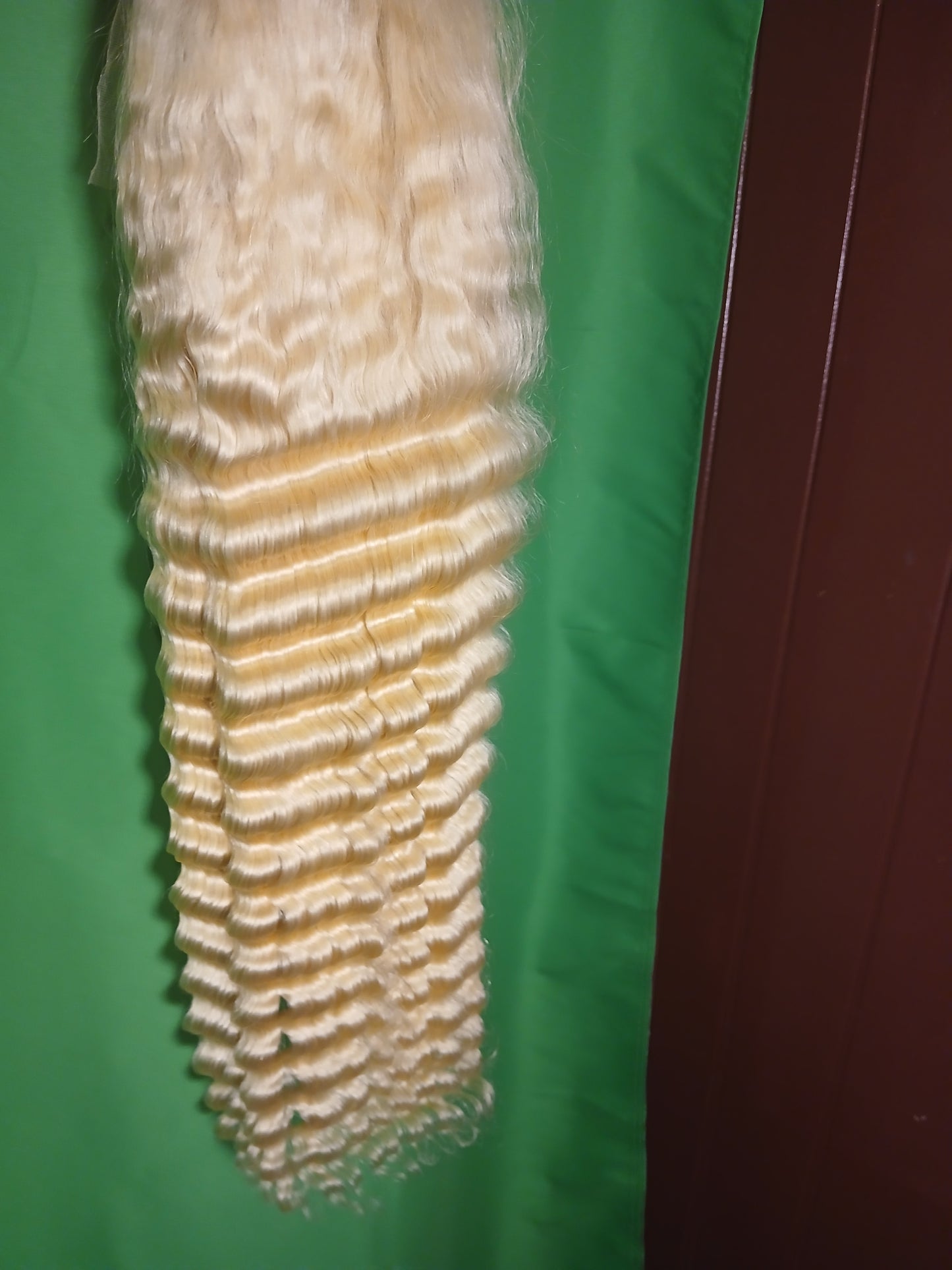 613 Straight, Bodywave & Deepwave 13x4 & 13x6 Wigs 200% (full lace)